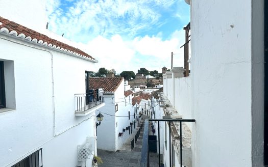 Chalet adosado en venta en calle del Pilar, 37