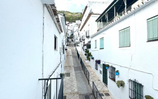 Chalet adosado en venta en calle del Pilar, 37